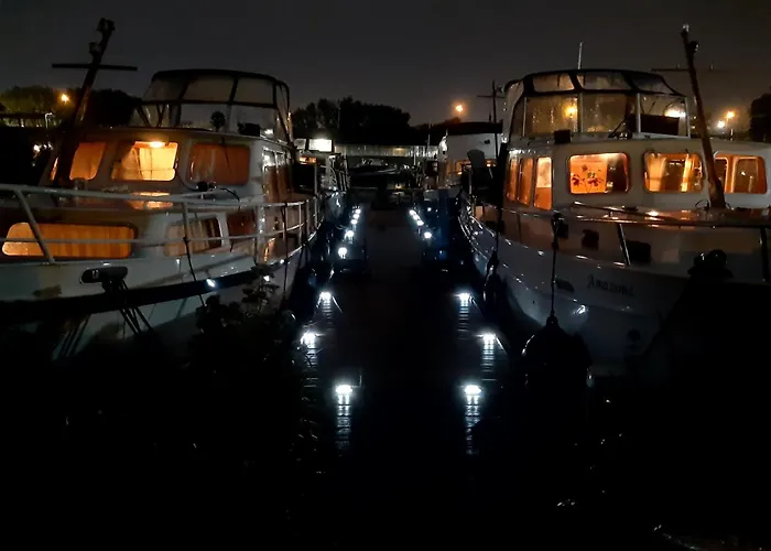 Motor Yacht Almaz